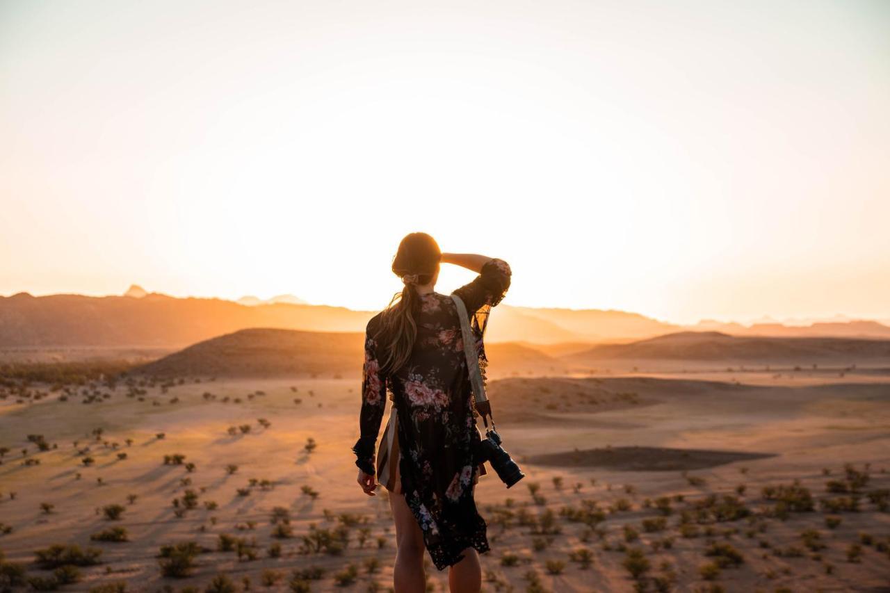 Вилла Twyfelfontein Adventure Camp Khorixas Экстерьер фото